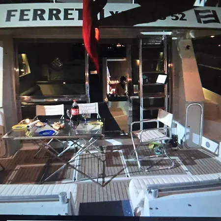 Moonlight Lady, Our Secret On The Med! * トレビエハ