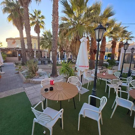 Moonlight Lady, Our Secret On The Med! 船上ホテル *