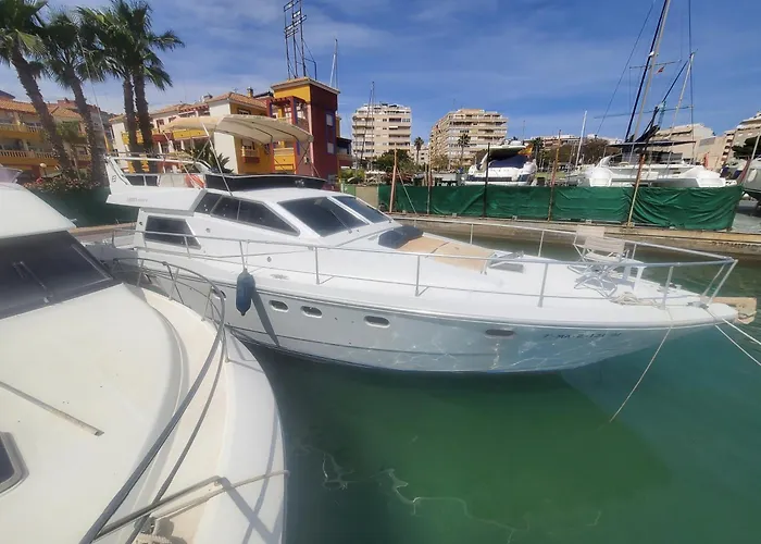 ספינת מלון Moonlight Lady, Our Secret On The Med! *